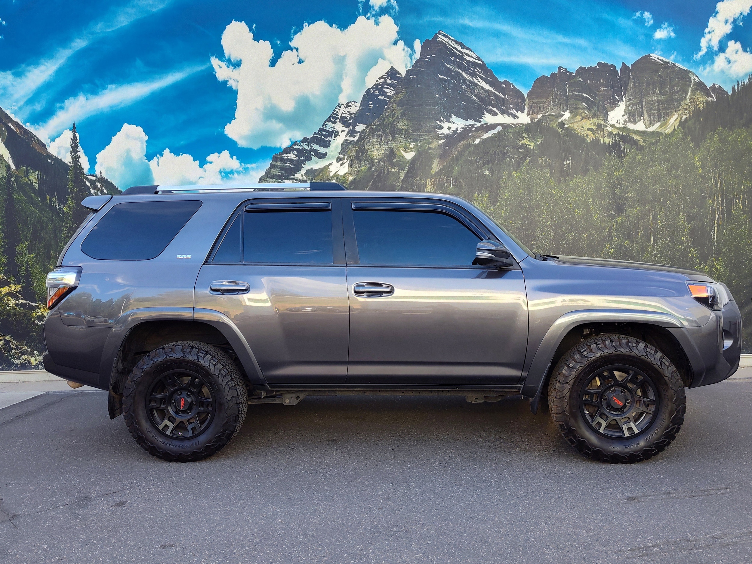 Certified 2019 Toyota 4Runner SR5 Premium with VIN JTEBU5JR8K5626839 for sale in Denver, CO