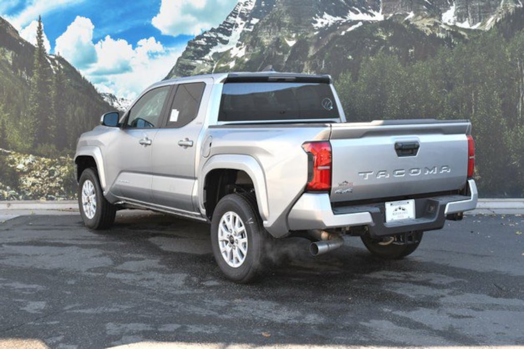 New 2025 Toyota Tacoma SR5 Truck Double Cab