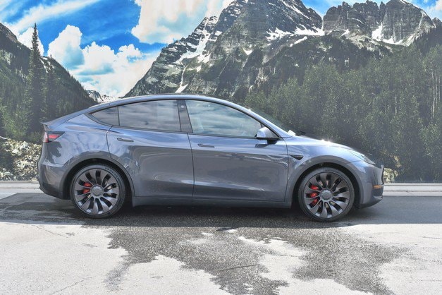 Used 2021 Tesla Model Y Performance with VIN 5YJYGDEF8MF276047 for sale in Denver, CO