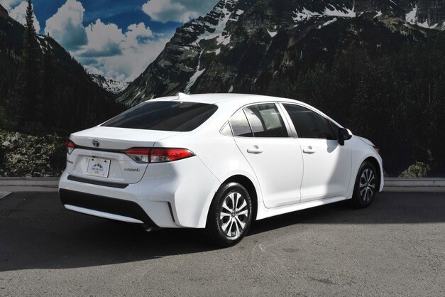 2022 Toyota Corolla Hybrid LE photo 3