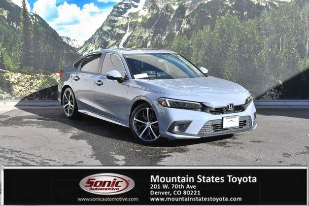 2022 Honda Civic Touring's photo