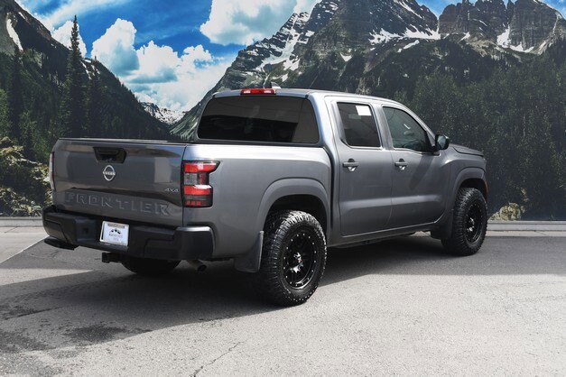 2023 Nissan Frontier S photo 3