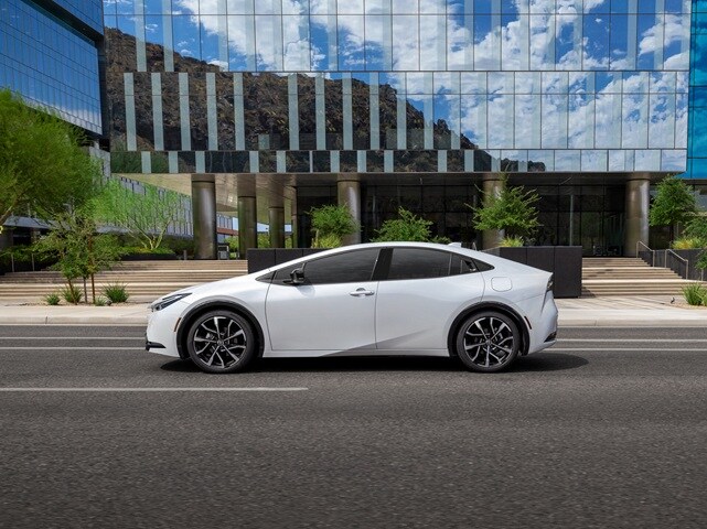 Prius XSE parked in a city