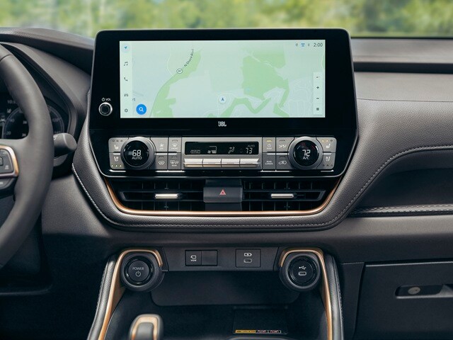 Grand Highlander
Hybrid interior map screen