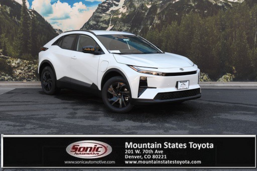 New 2026 Toyota C-HR SE SUV