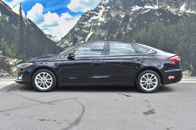 2019 Ford Fusion Energi Titanium Sedan