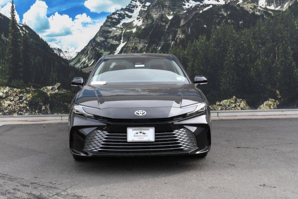 New 2026 Toyota Camry XLE Sedan