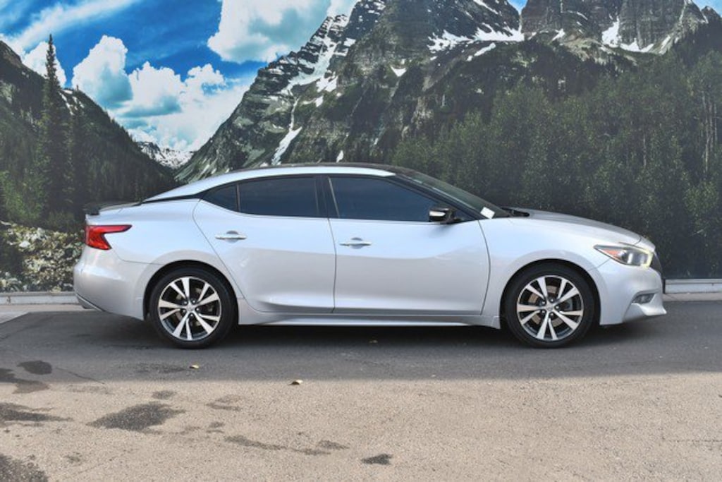 Used 2017 Nissan Maxima 3.5 SL Sedan