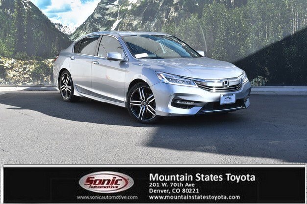 2016 Honda Accord Touring's photo