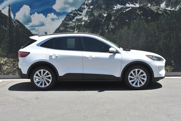 Escape Titanium Hybrid SUV