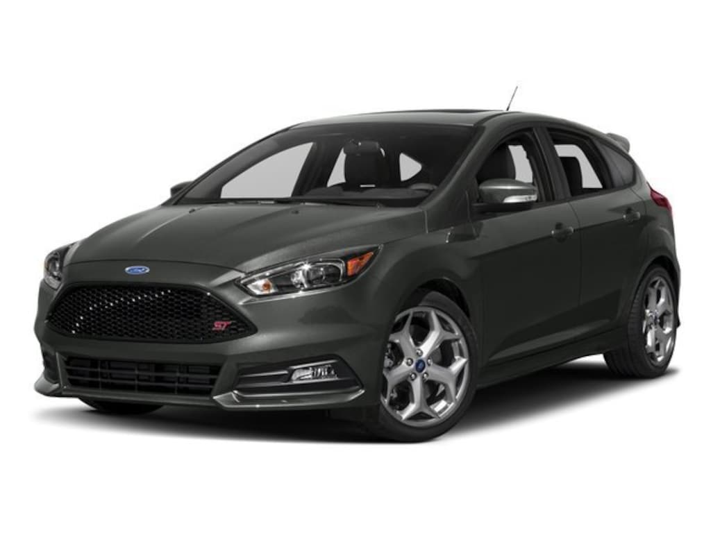 Used 2017 Ford Focus ST Base Hatchback