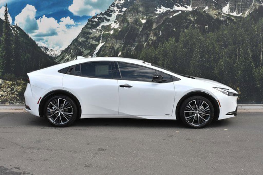 Certified 2024 Toyota Prius XLE Hatchback