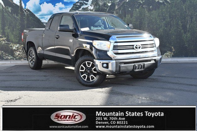 2017 Toyota Tundra SR5's photo