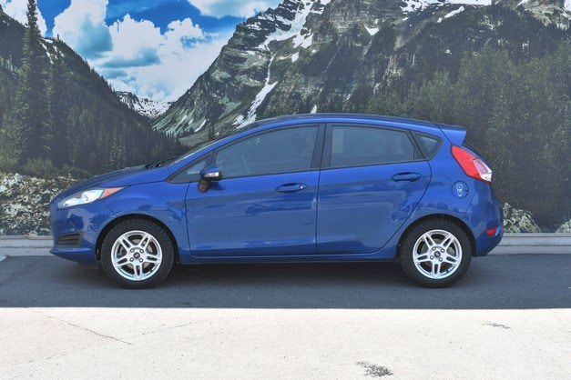 Fiesta SE Hatchback