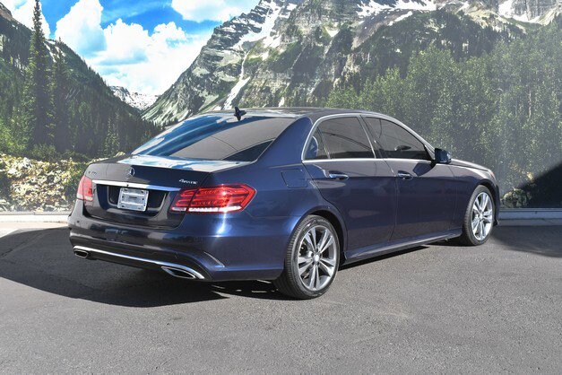 2016 Mercedes Benz E 350 4MATIC photo 3