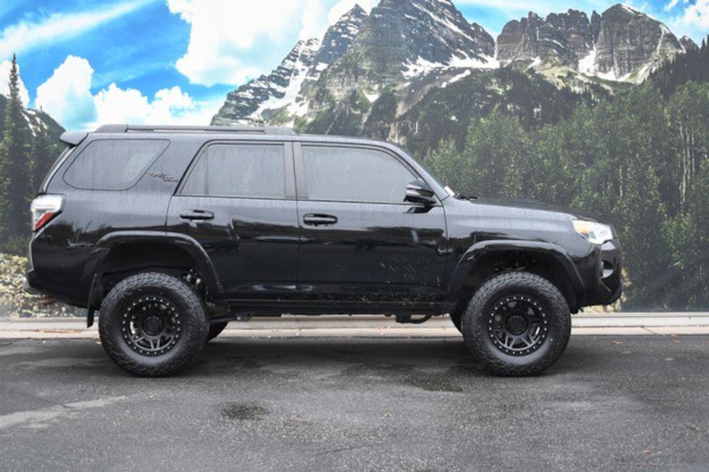 Used 2022 Toyota 4Runner TRD Off Road Premium SUV