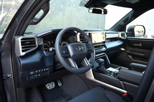 2026 Toyota Tundra SR5 - Photo 6