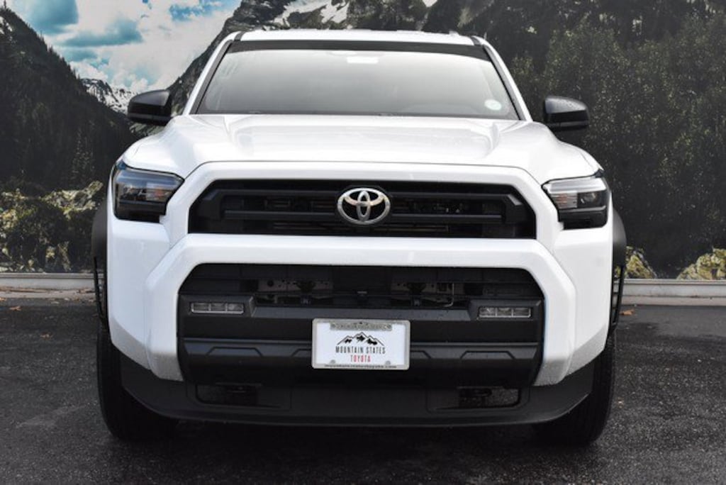 New 2025 Toyota 4Runner SR5 SUV
