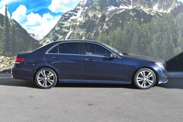 2016 Mercedes Benz E 350 4MATIC photo 2