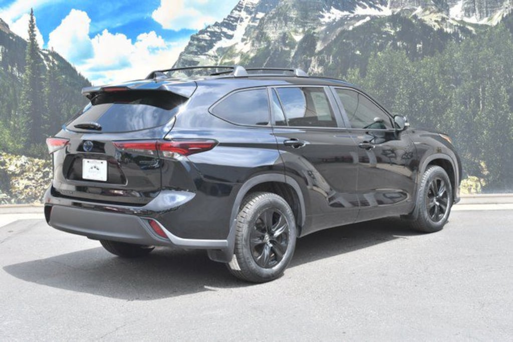 Certified 2024 Toyota Highlander Hybrid XLE Nightshade SUV