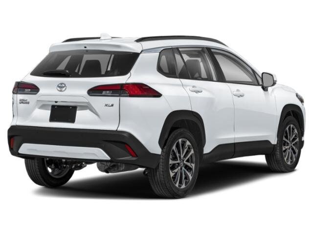 2022 Toyota Corolla Cross XLE photo 2