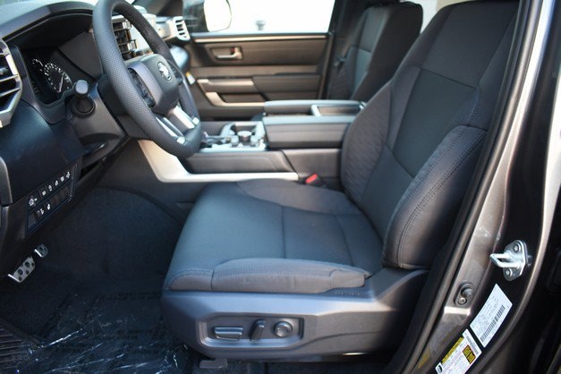2026 Toyota Tundra SR5 - Photo 7