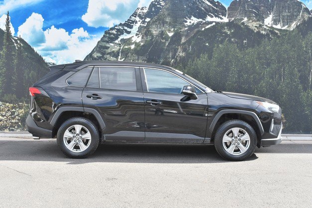 Certified 2024 Toyota RAV4 XLE with VIN 2T3P1RFV2RW440507 for sale in Northfield, Minnesota