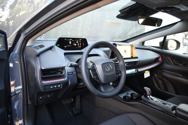 Prius Plug-in Hybrid SE Hatchback