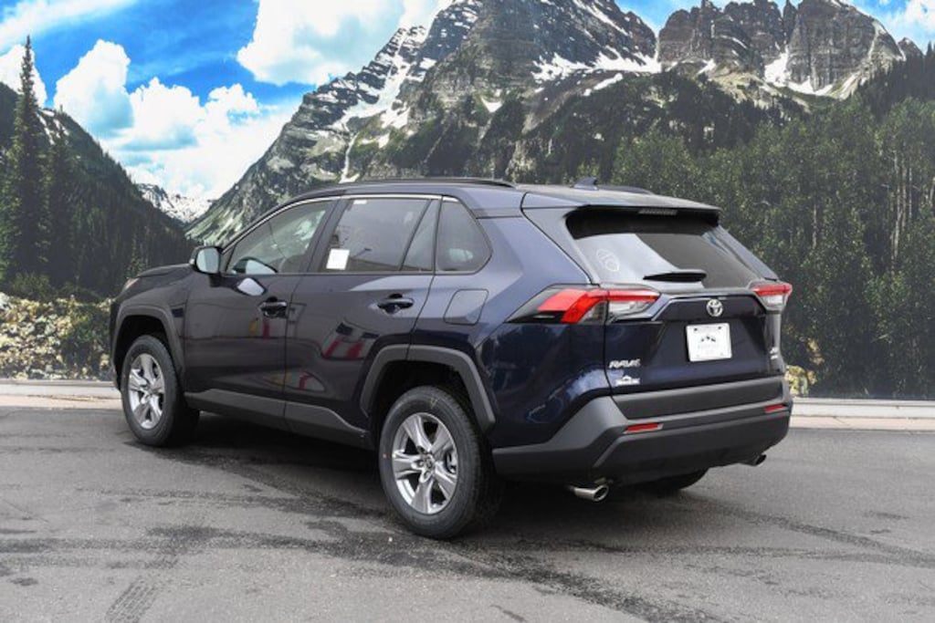 New 2025 Toyota RAV4 XLE SUV