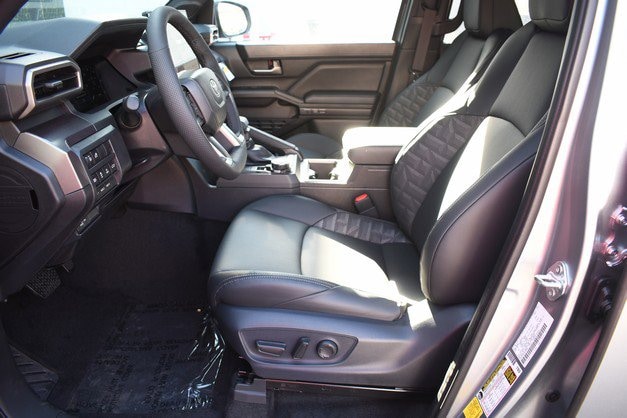 2026 Toyota Tacoma TRD Off Road - Photo 7