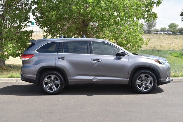 Used 2019 Toyota Highlander Limited with VIN 5TDDZRFH3KS921153 for sale in Denver, CO