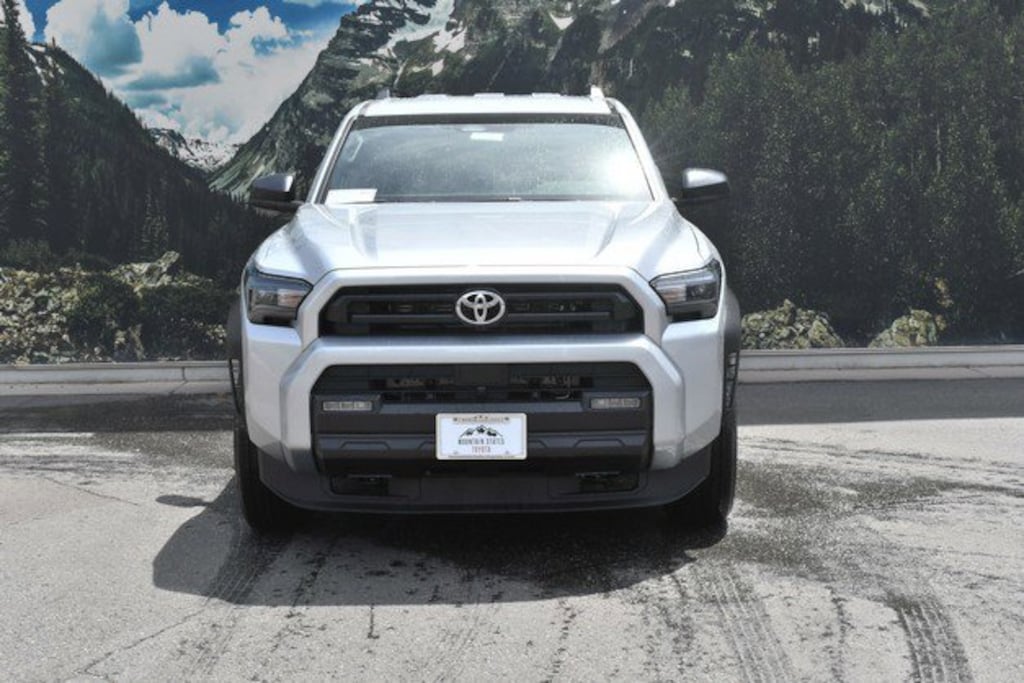 New 2026 Toyota 4Runner SR5 SUV