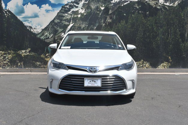 Avalon XLE Plus Sedan