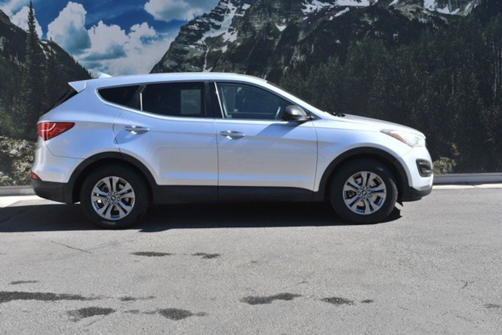 Used 2016 Hyundai Santa Fe Sport 2.4L SUV