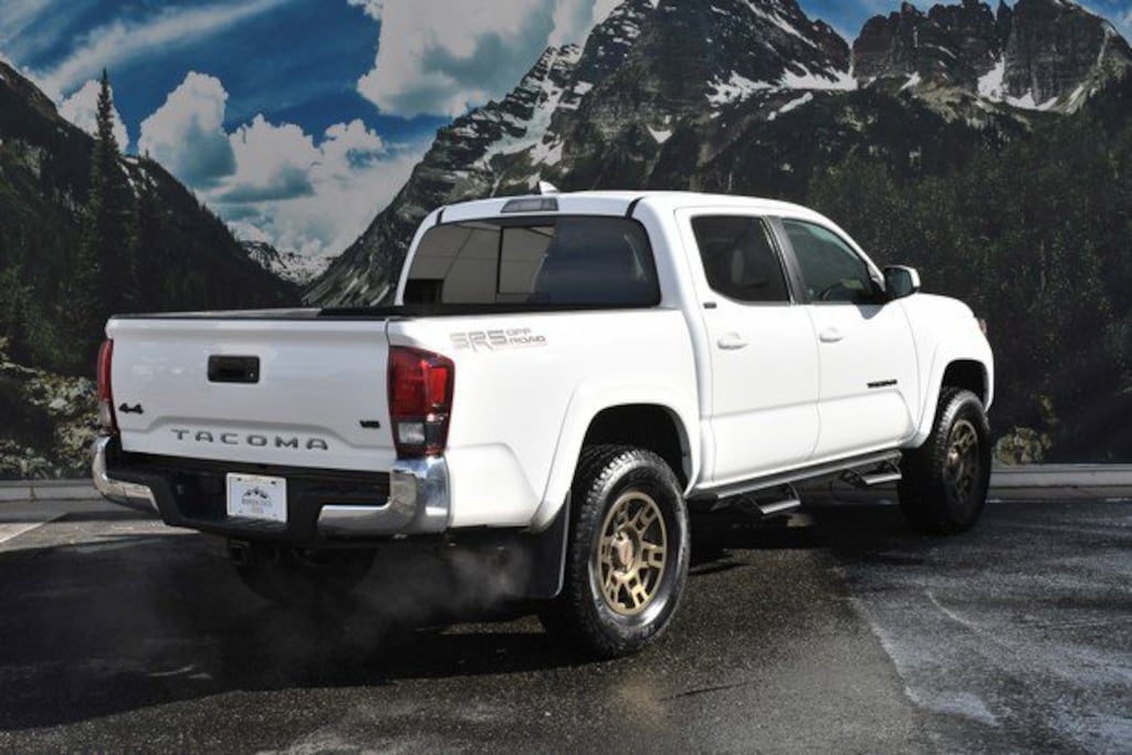 Used 2022 Toyota Tacoma SR5 V6 Truck Double Cab