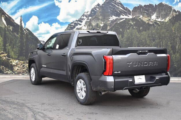 2026 Toyota Tundra SR5 CrewMax photo 3