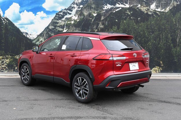 2026 Toyota Corolla Cross XLE photo 3