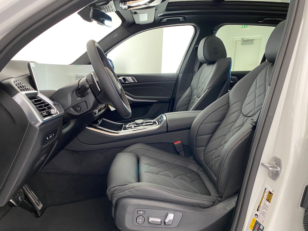 New 2026 BMW X5 PHEV xDrive50e SUV