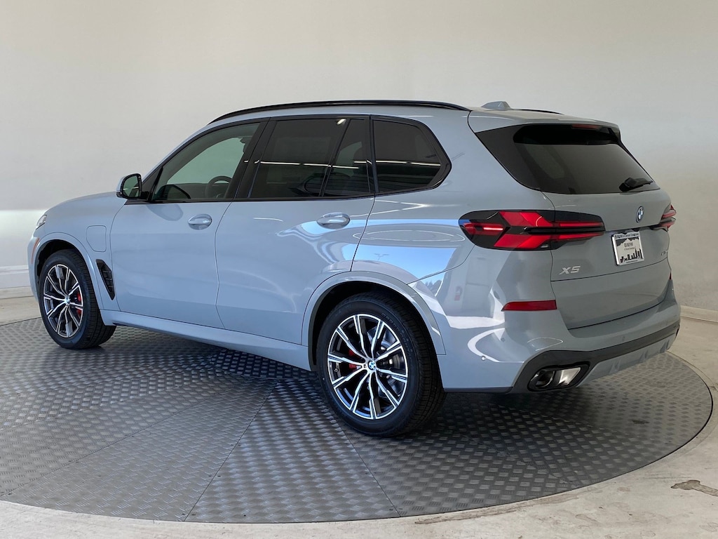 New 2026 BMW X5 PHEV xDrive50e SUV