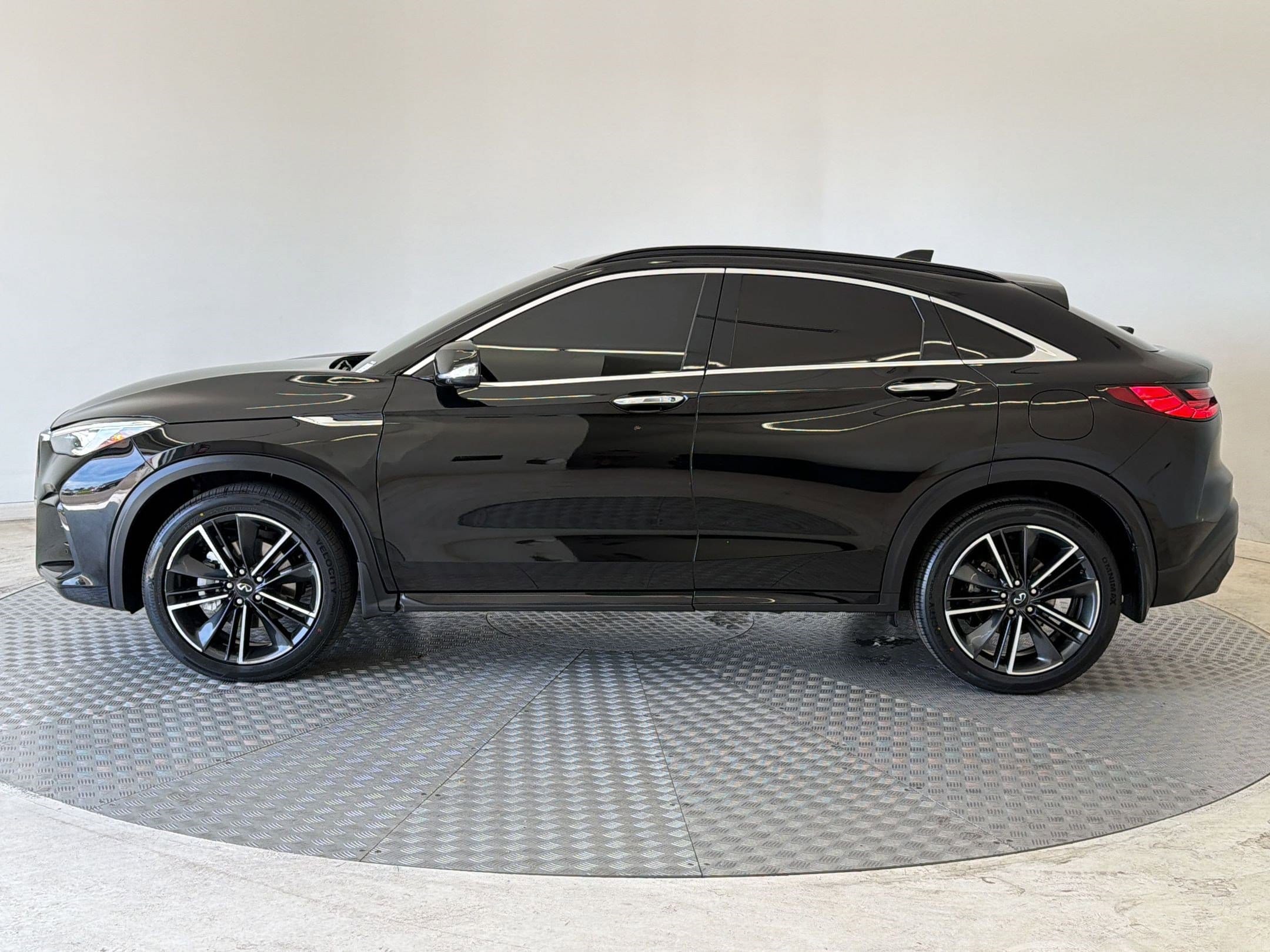 QX55 ESSENTIAL SUV