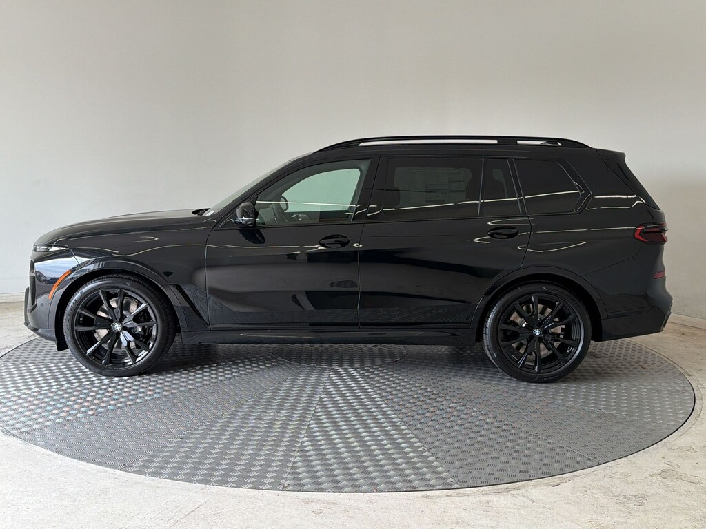 New 2027 BMW X7 M60i SUV