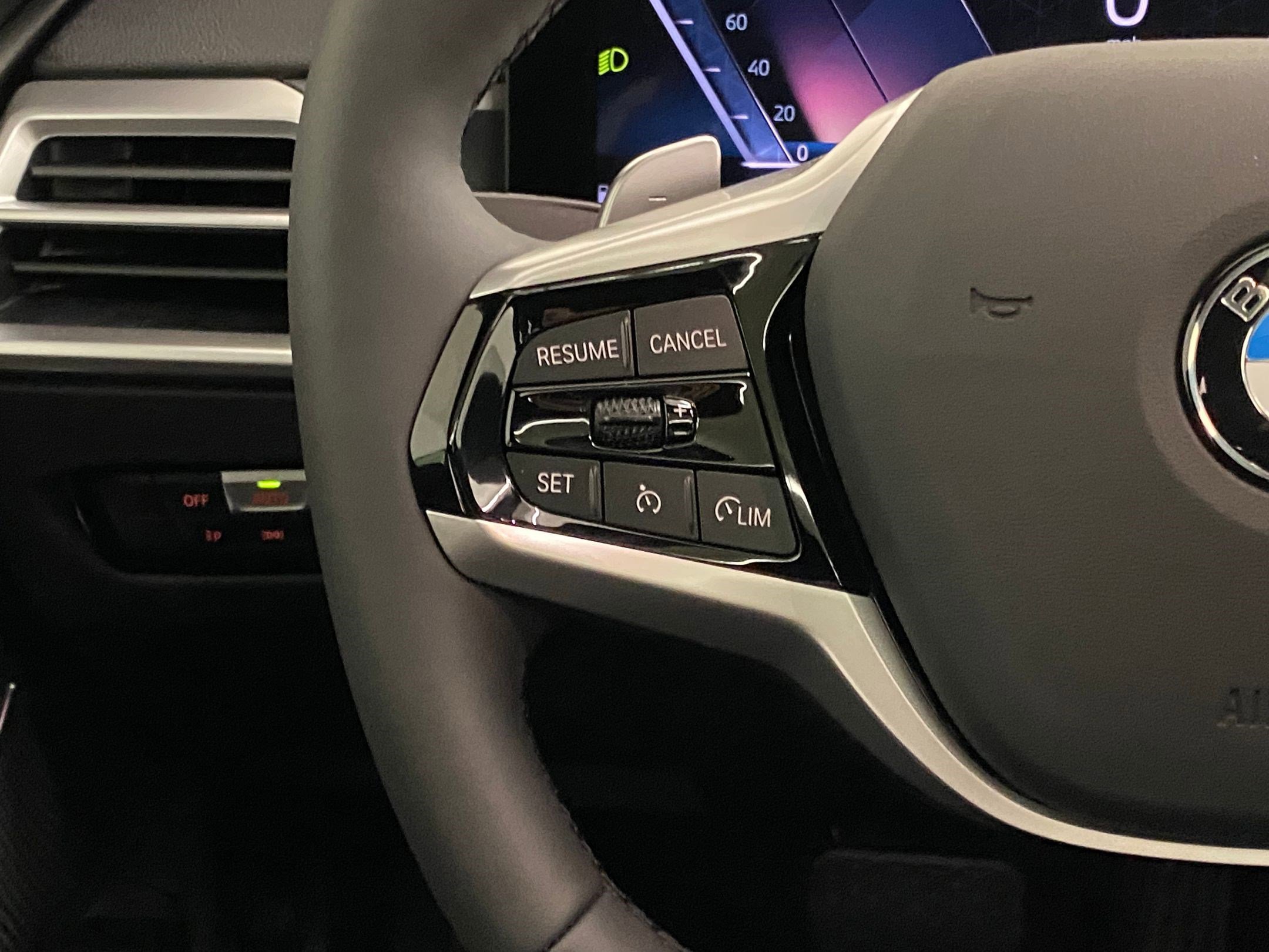 2025 BMW 3 Series 330i - Photo 17