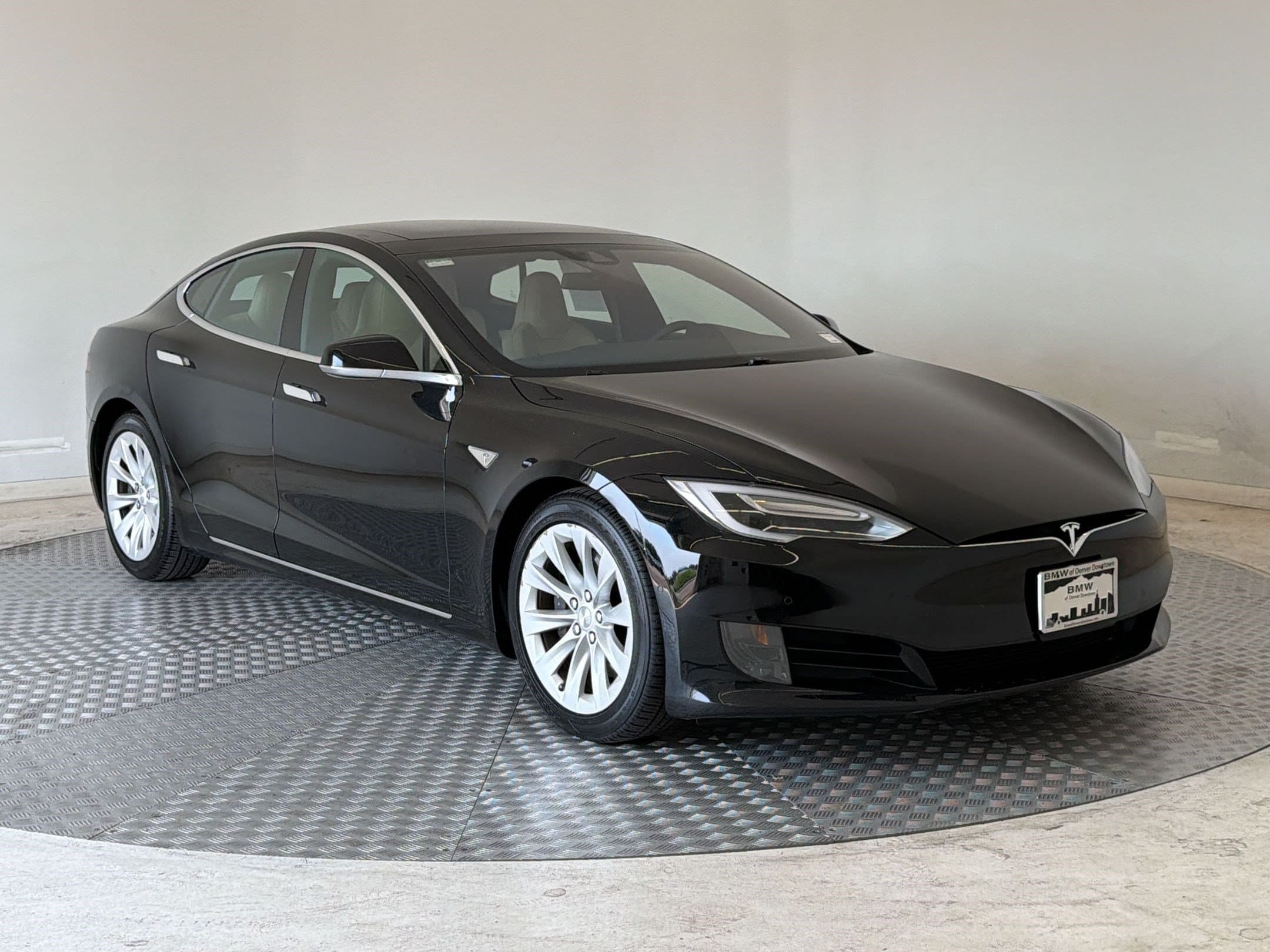Model S 60D Sedan