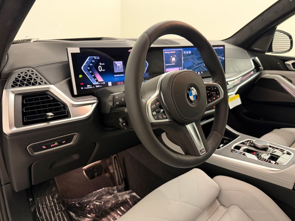 New 2026 BMW X7 xDrive40i SUV