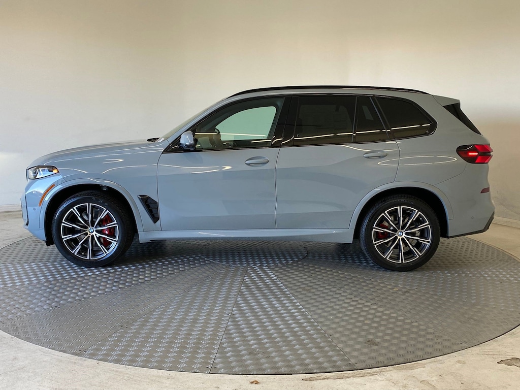 New 2026 BMW X5 xDrive40i SUV