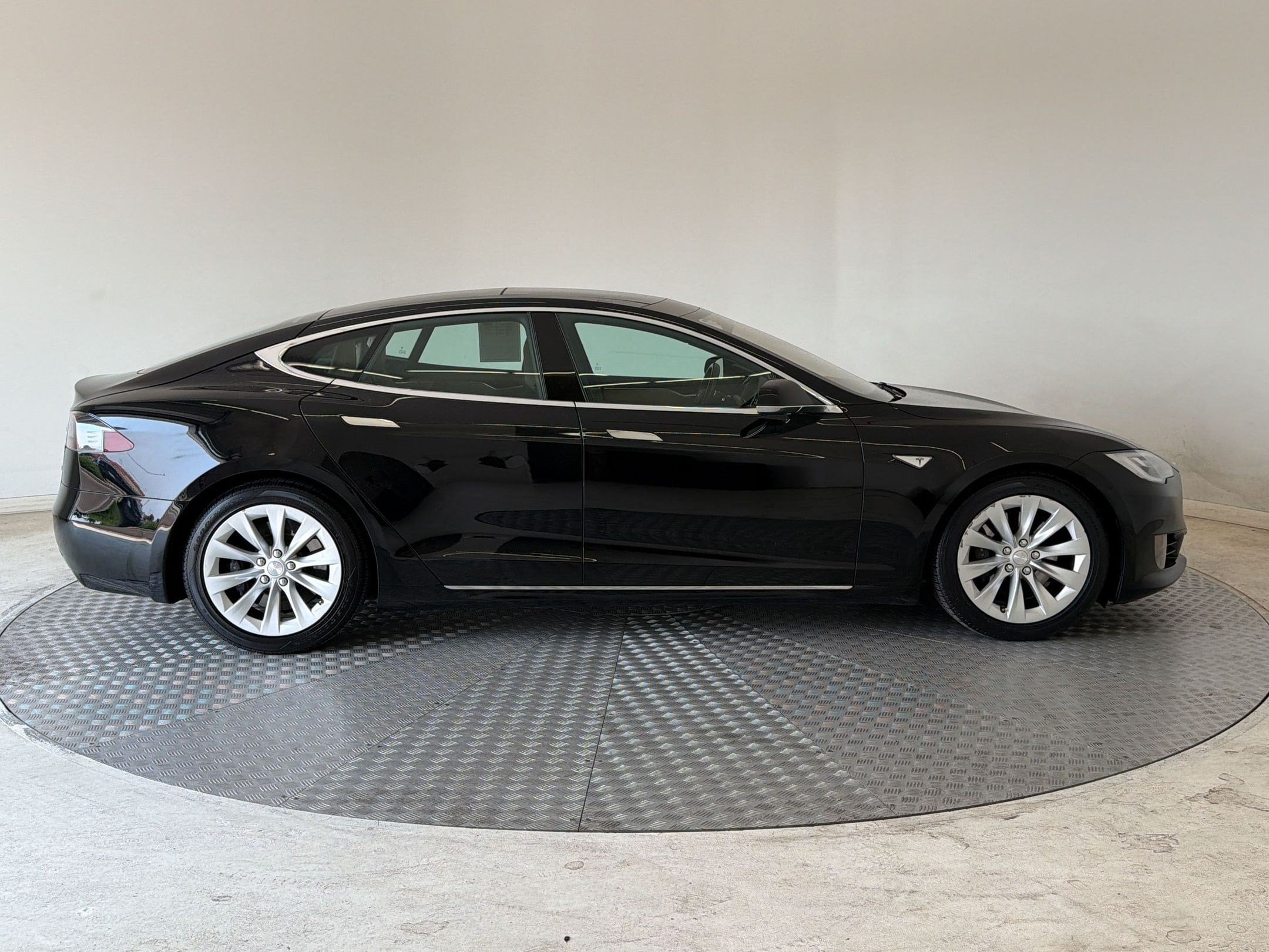 Model S 60D Sedan