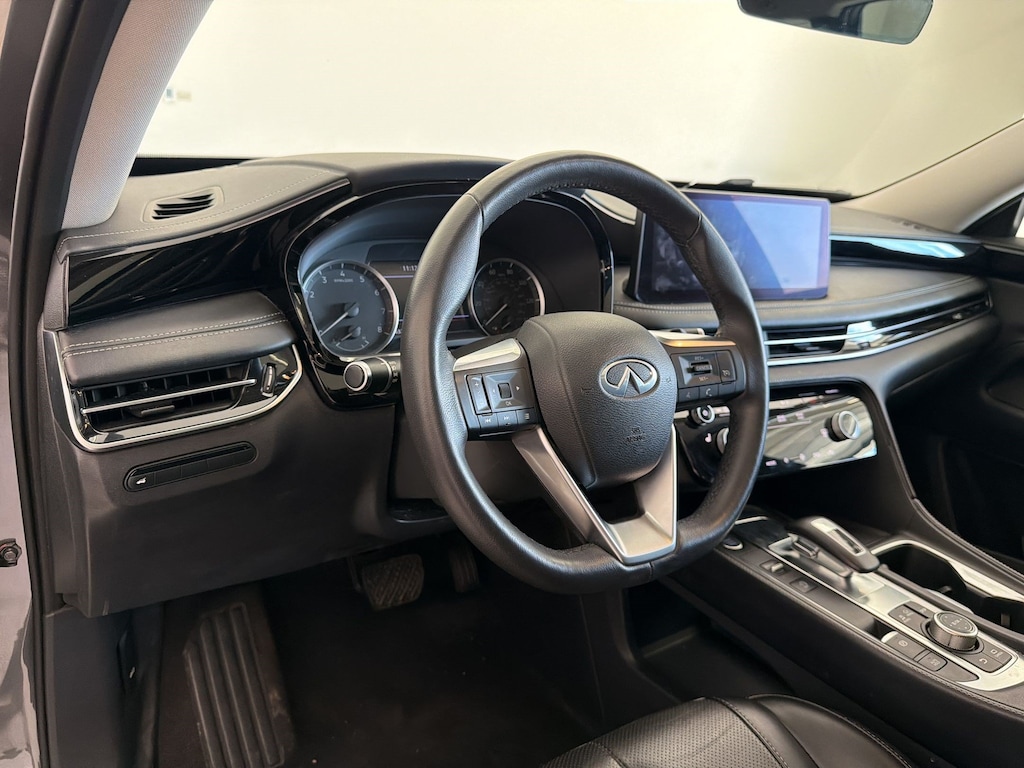 Used 2023 INFINITI QX60 PURE SUV