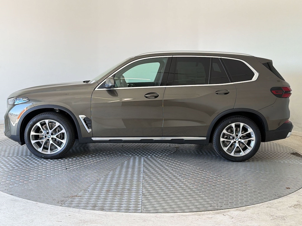 New 2026 BMW X5 xDrive40i SUV