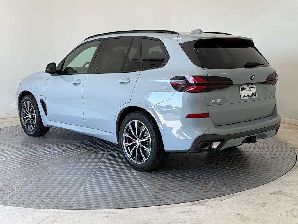 New 2026 BMW X5 PHEV xDrive50e SUV