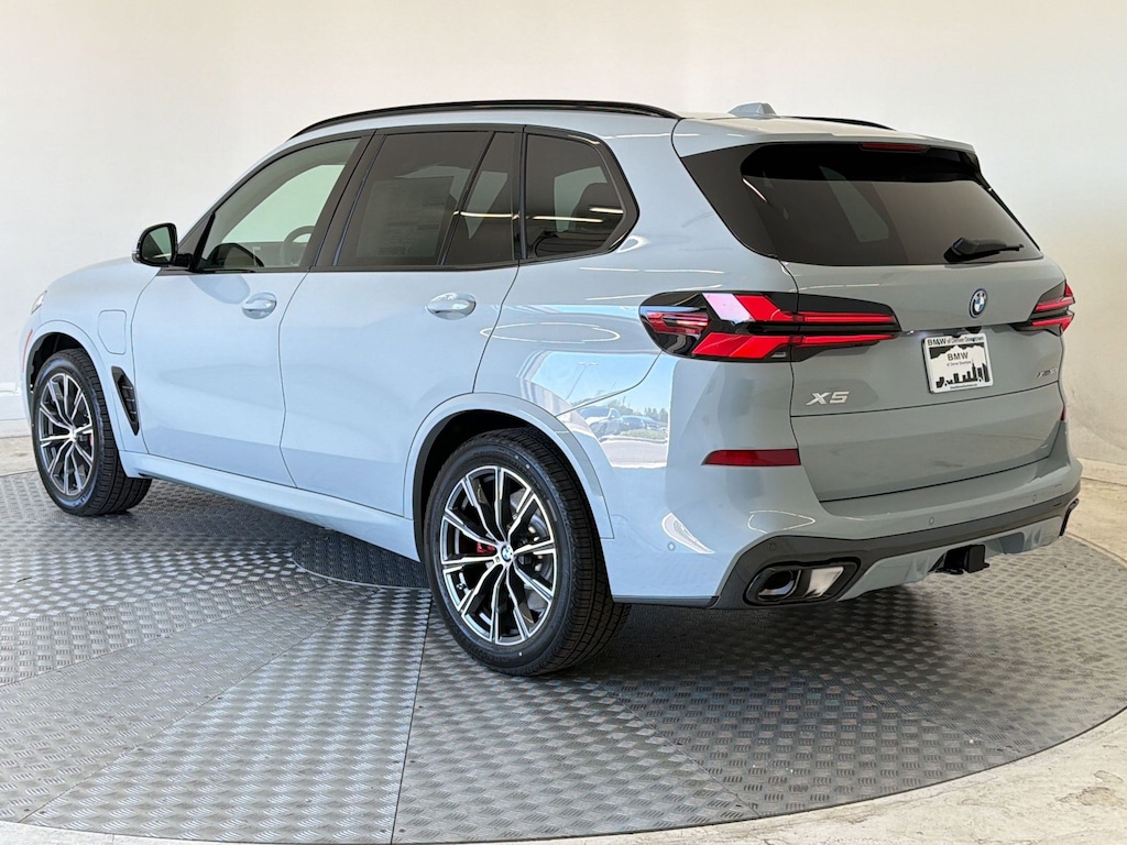 New 2026 BMW X5 PHEV xDrive50e SUV
